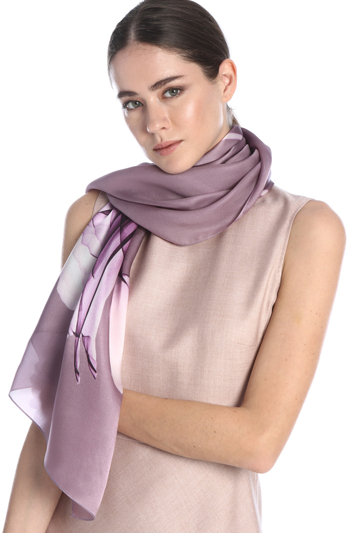 Silk satin stole Intrend Silk satin stole Intrend