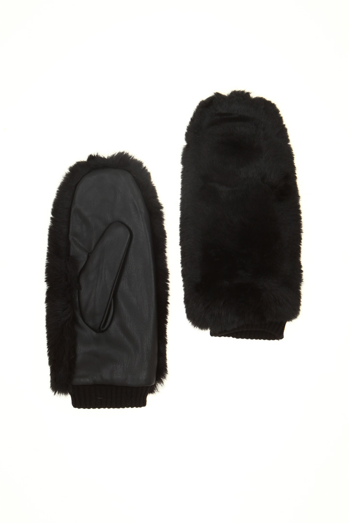 Fur effect gloves Intrend Fur effect gloves Intrend