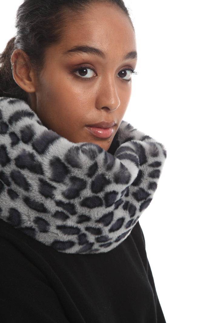 Fur effect collar Intrend Fur effect collar Intrend