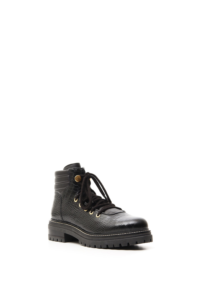 Crocodile print low boots Intrend Crocodile print low boots Intrend