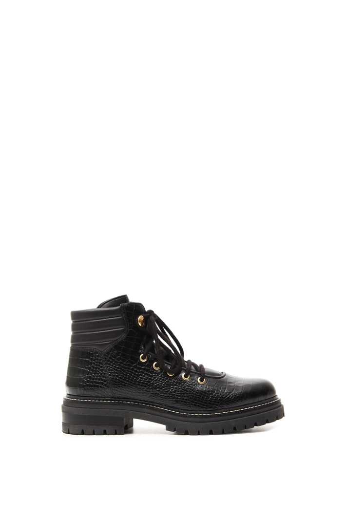 Crocodile print low boots Intrend Crocodile print low boots Intrend