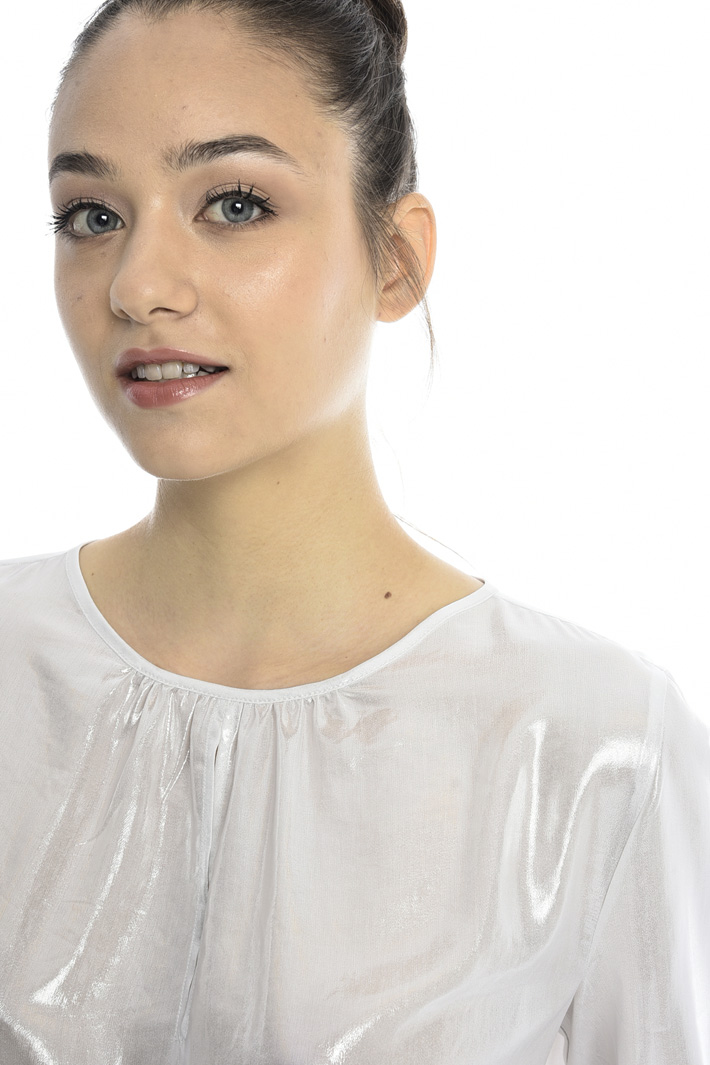 Laminated blouse Intrend Laminated blouse Intrend