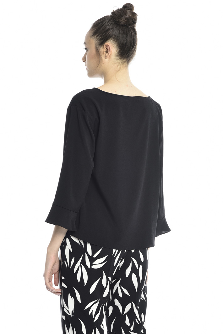 Bell cuff blouse Intrend Bell cuff blouse Intrend