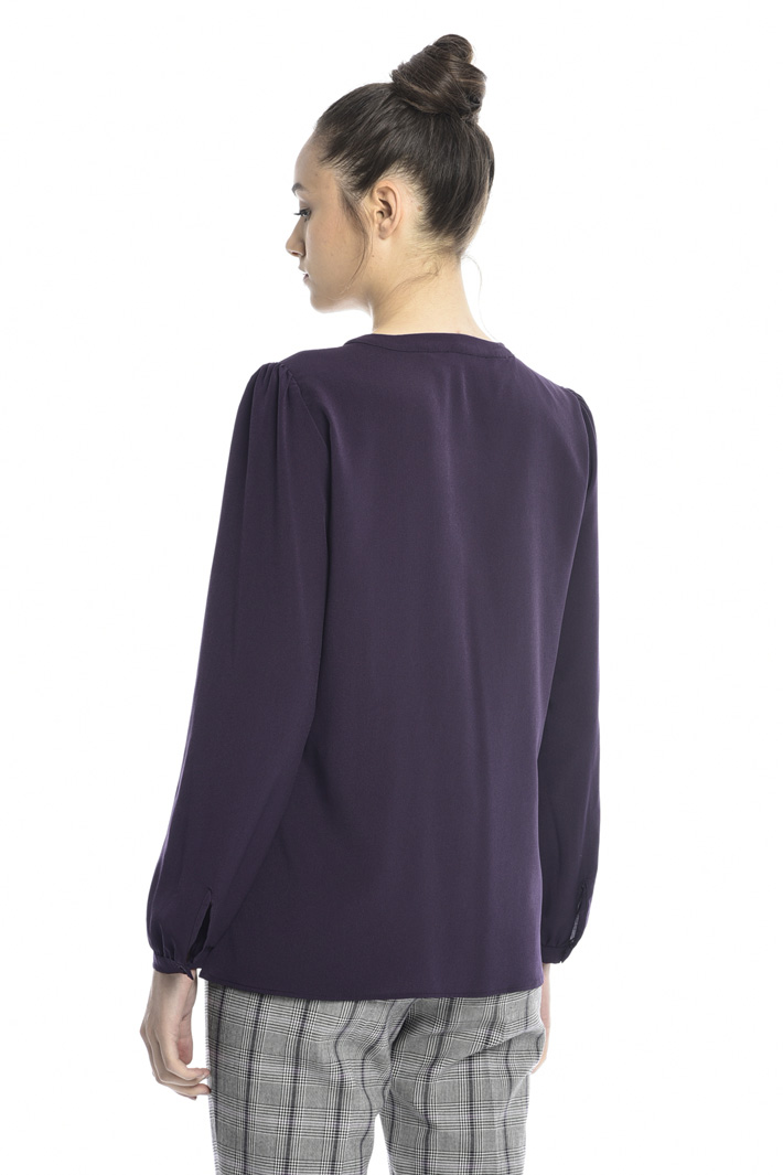 Crepe shirt with band collar Intrend Crepe shirt with band collar Intrend