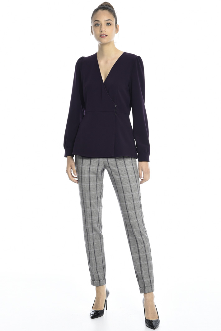 Wrap-up crepe blouse Intrend Wrap-up crepe blouse Intrend