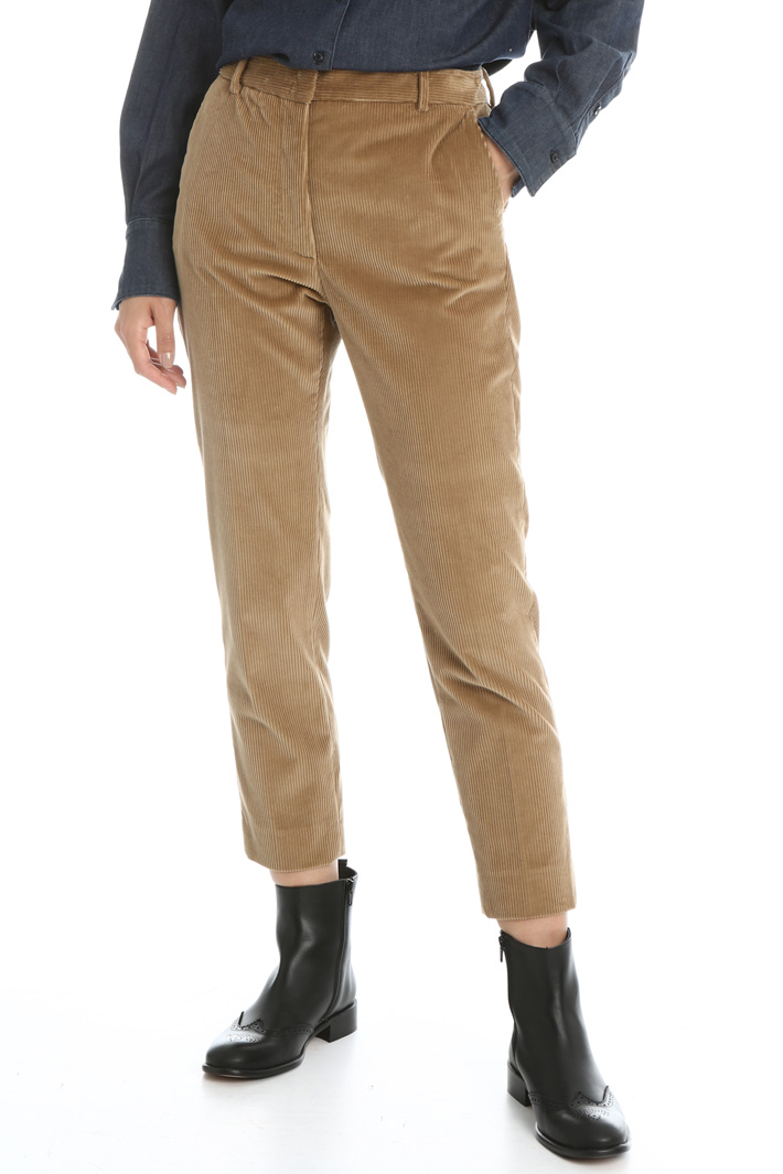 Slim corduroy trousers Intrend Slim corduroy trousers Intrend