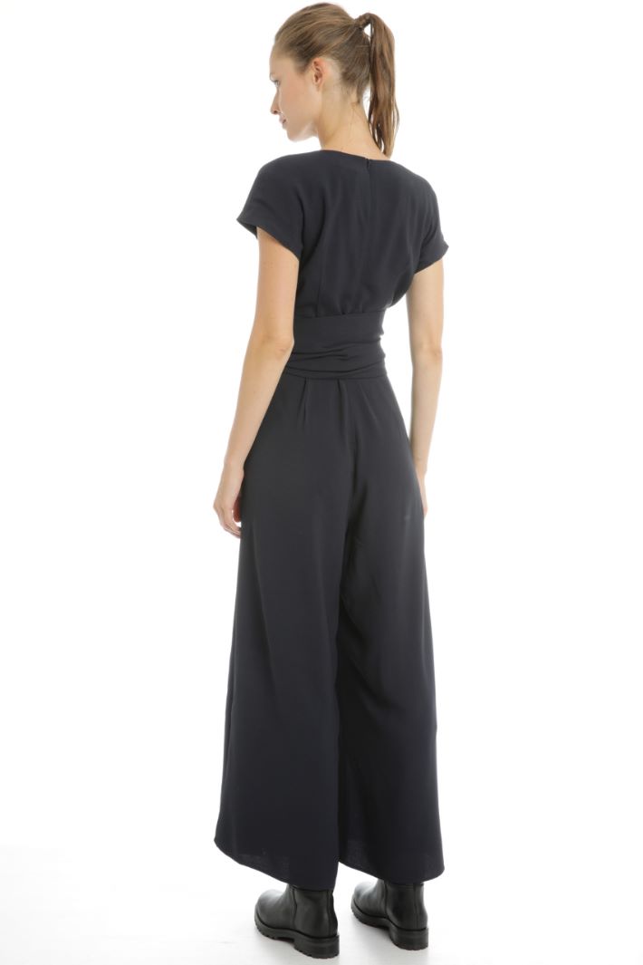 Viscose sable jumpsuit Intrend Viscose sable jumpsuit Intrend