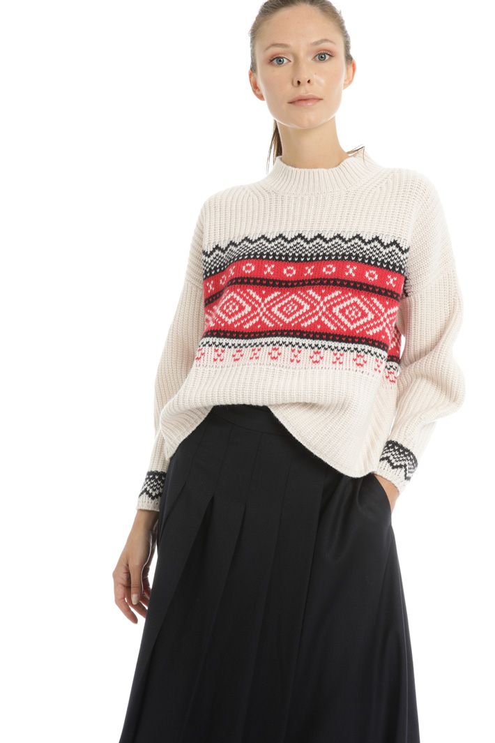 Wool jacquard sweater Intrend Wool jacquard sweater Intrend
