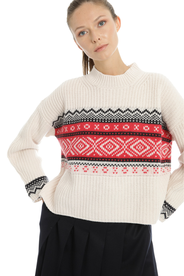 Wool jacquard sweater Intrend Wool jacquard sweater Intrend
