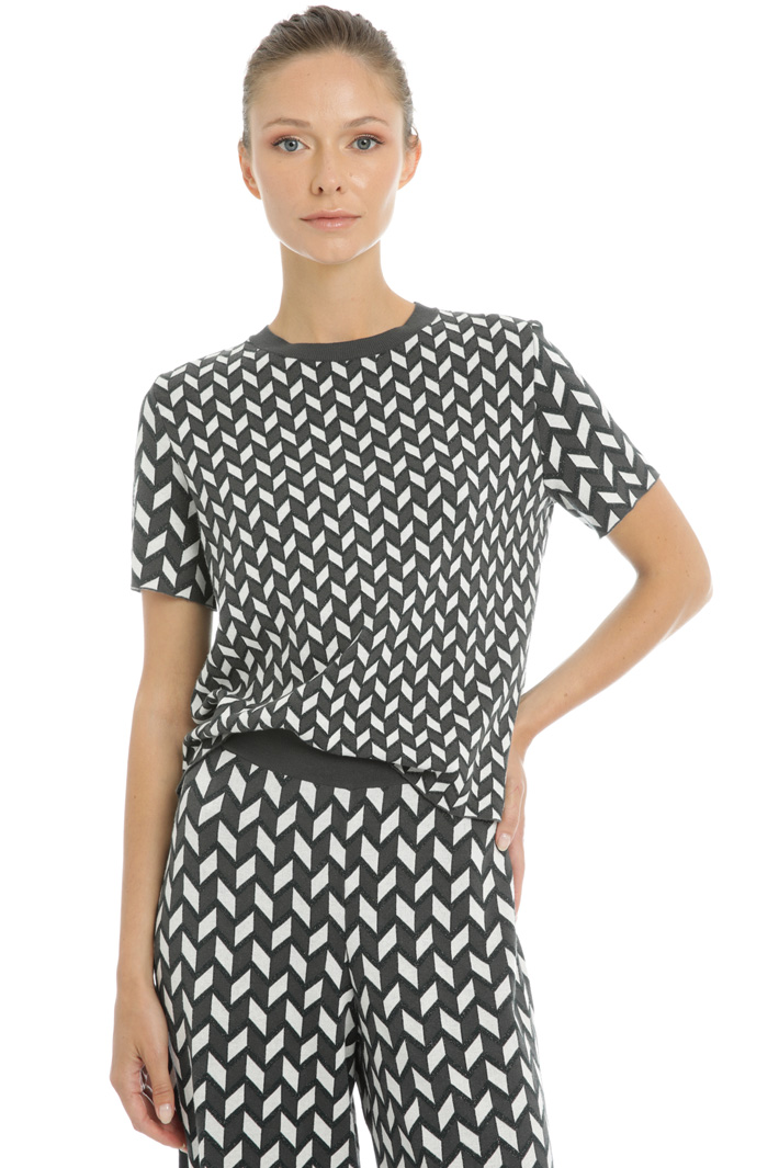Viscose short sleeve sweater Intrend Viscose short sleeve sweater Intrend