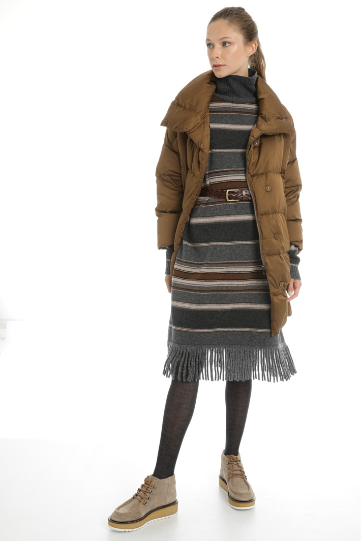 Down coat with side slits Intrend Down coat with side slits Intrend
