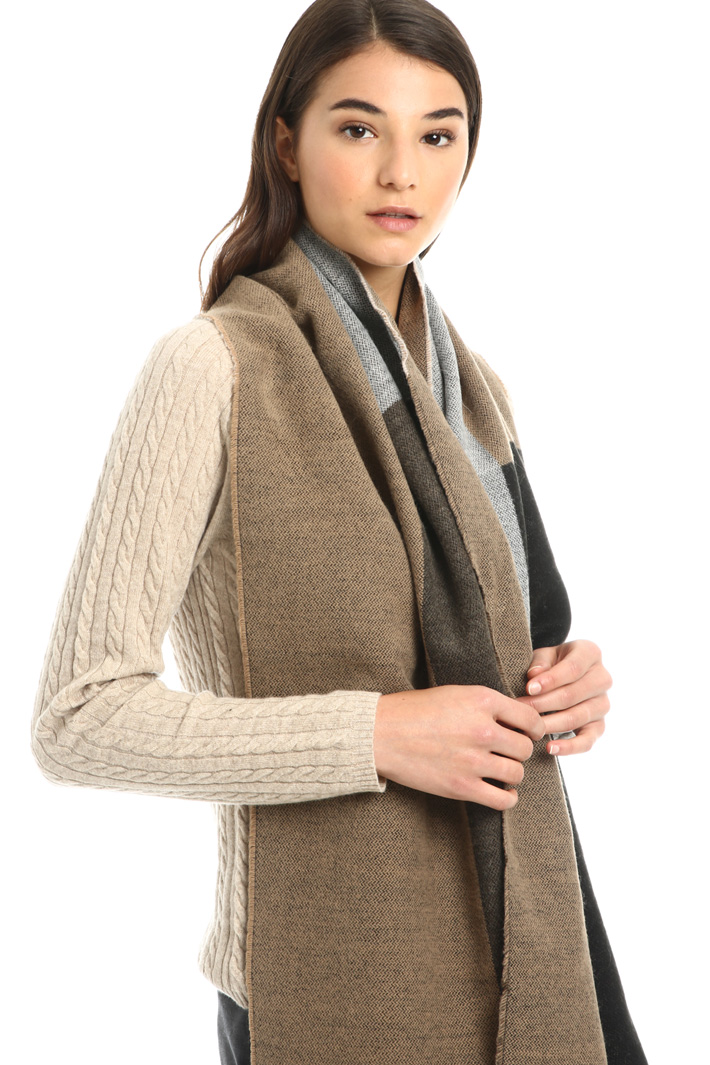 Fringed scarf Intrend Fringed scarf Intrend