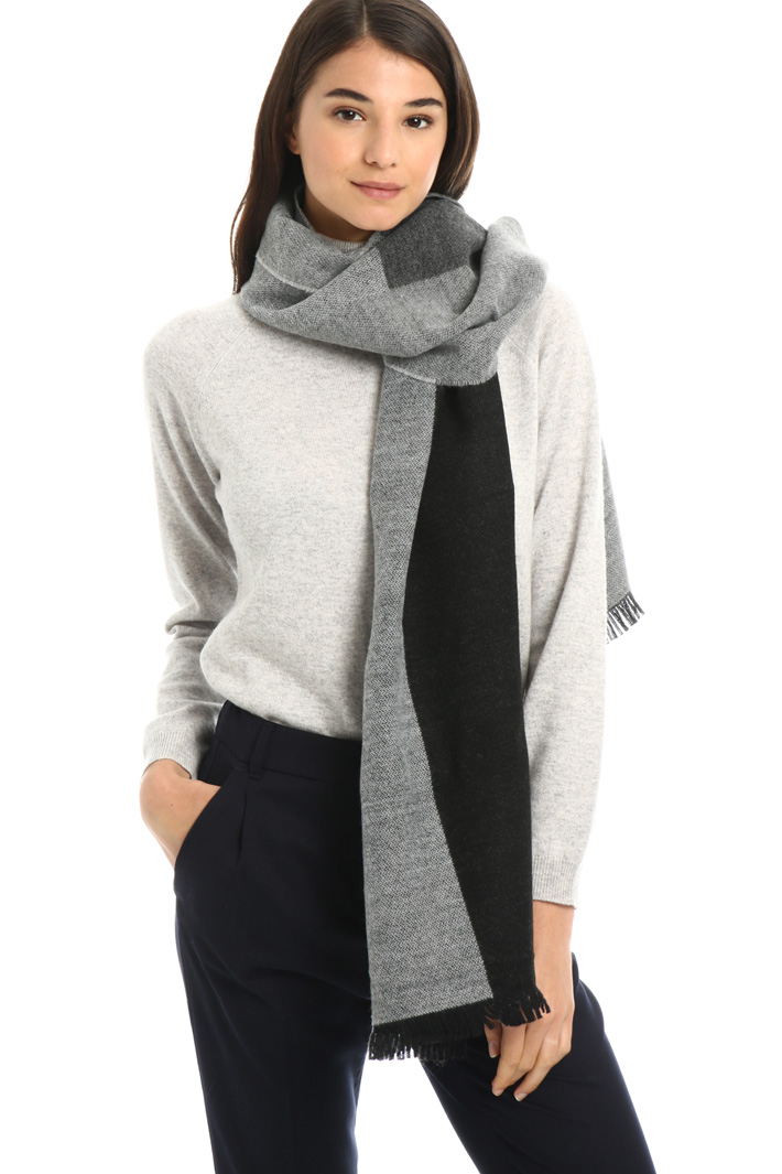 Fringed scarf Intrend Fringed scarf Intrend