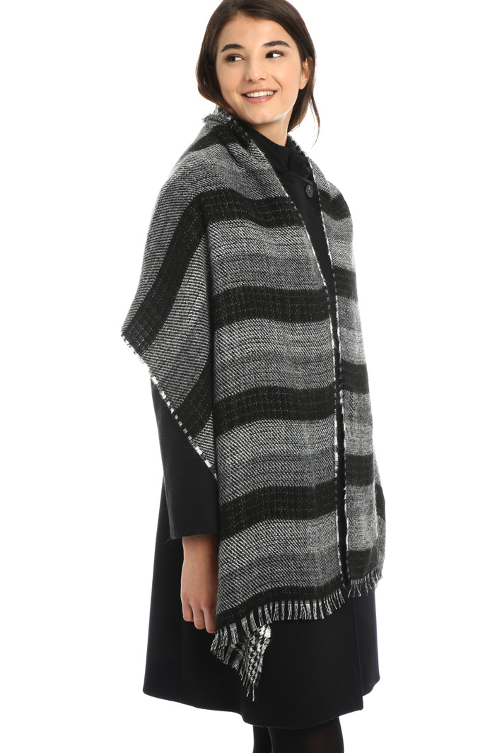 Fringed scarf Intrend Fringed scarf Intrend