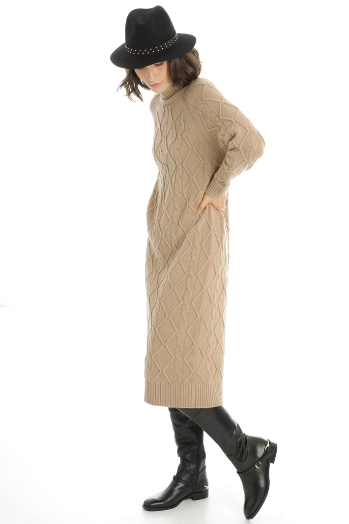 Studded hat Intrend Studded hat Intrend