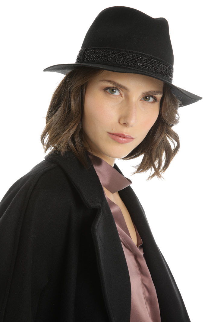Beaded hat Intrend Beaded hat Intrend