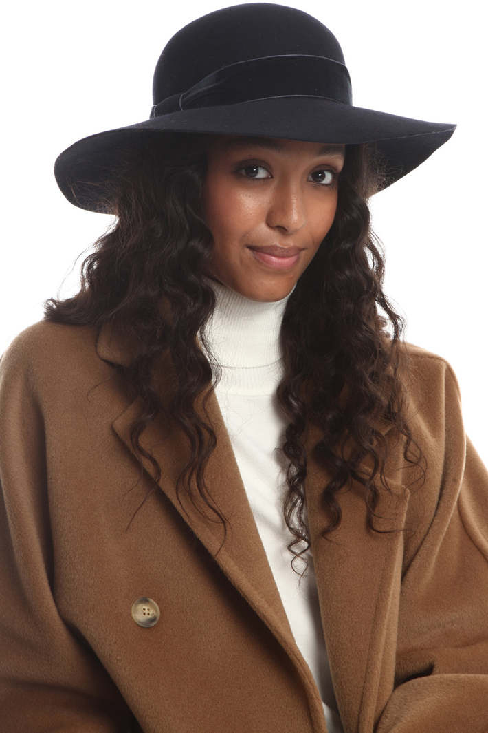Velvet ribbon hat Intrend Velvet ribbon hat Intrend