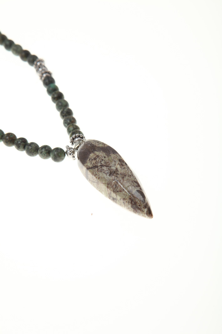 Natural stone necklace Intrend Natural stone necklace Intrend