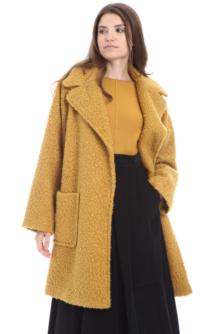 Double-breasted bouclé coat Intrend Double-breasted bouclé coat Intrend