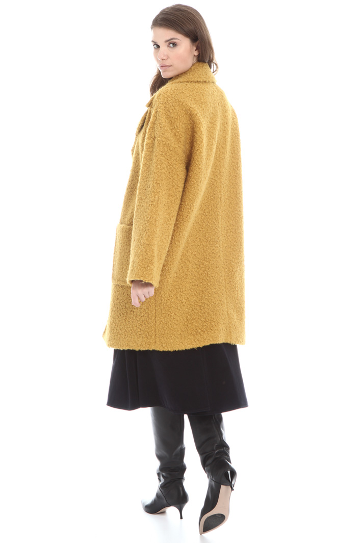 Double-breasted bouclé coat Intrend Double-breasted bouclé coat Intrend