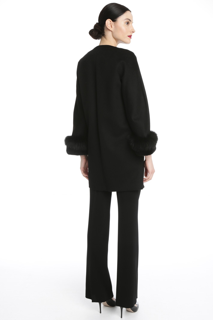 Wool coat with fur cuffs Intrend Wool coat with fur cuffs Intrend