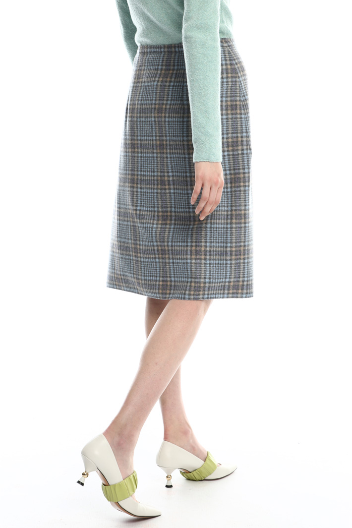 Ruffled checked skirt
Intrend Ruffled checked skirt
Intrend