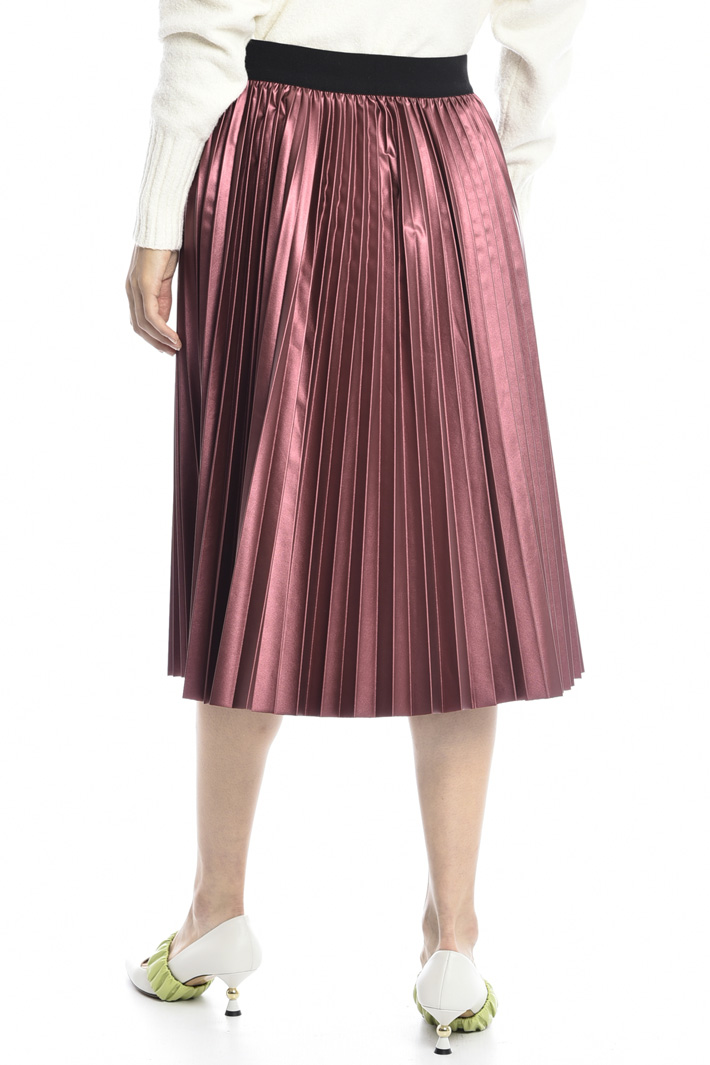 Lamé pleated midi skirt Intrend Lamé pleated midi skirt Intrend