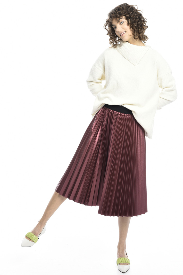 Lamé pleated midi skirt Intrend Lamé pleated midi skirt Intrend
