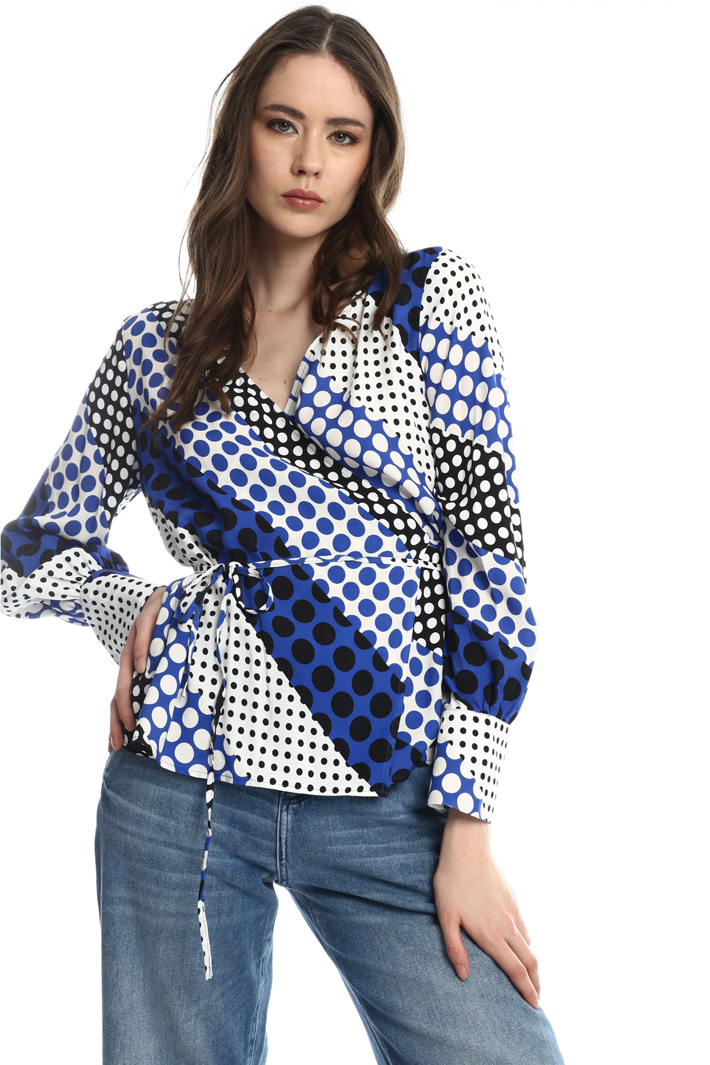 Wrap-up blouse
Intrend Wrap-up blouse
Intrend