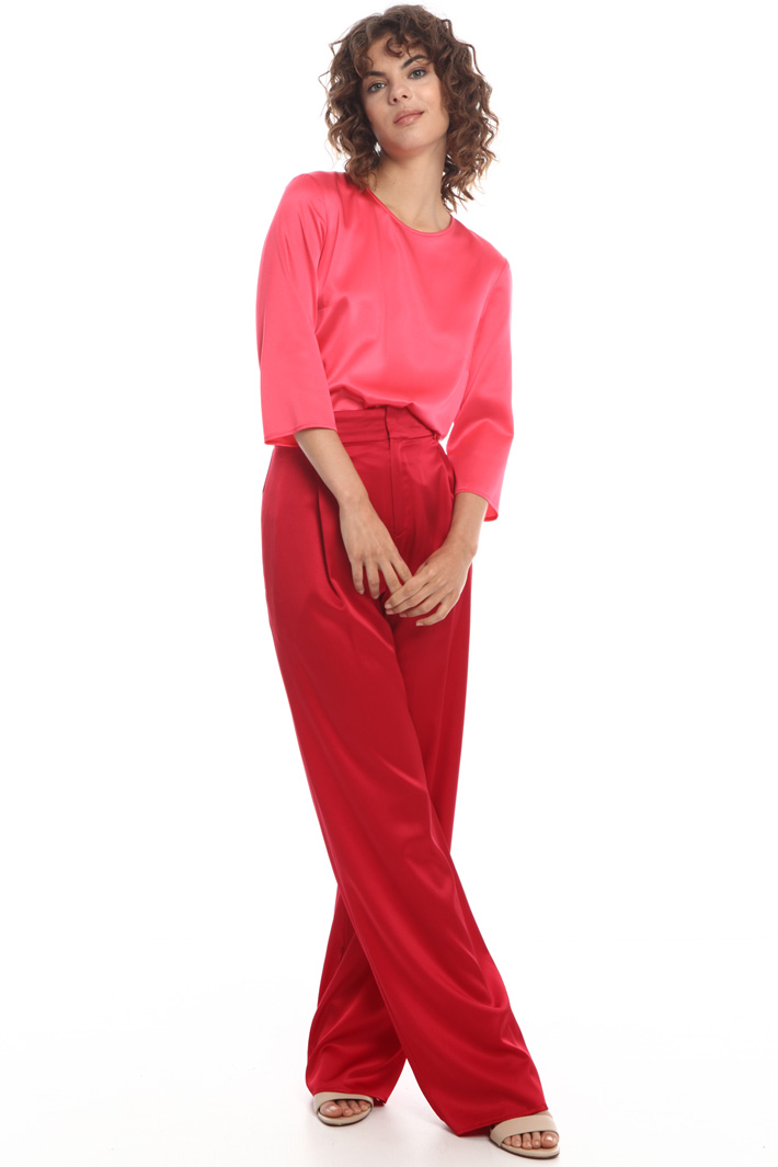 Silk satin blouse
Intrend Silk satin blouse
Intrend