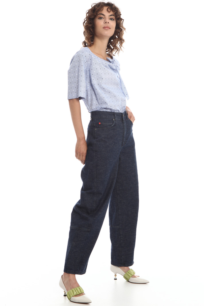 Poplin blouse with bow detail
Intrend Poplin blouse with bow detail
Intrend