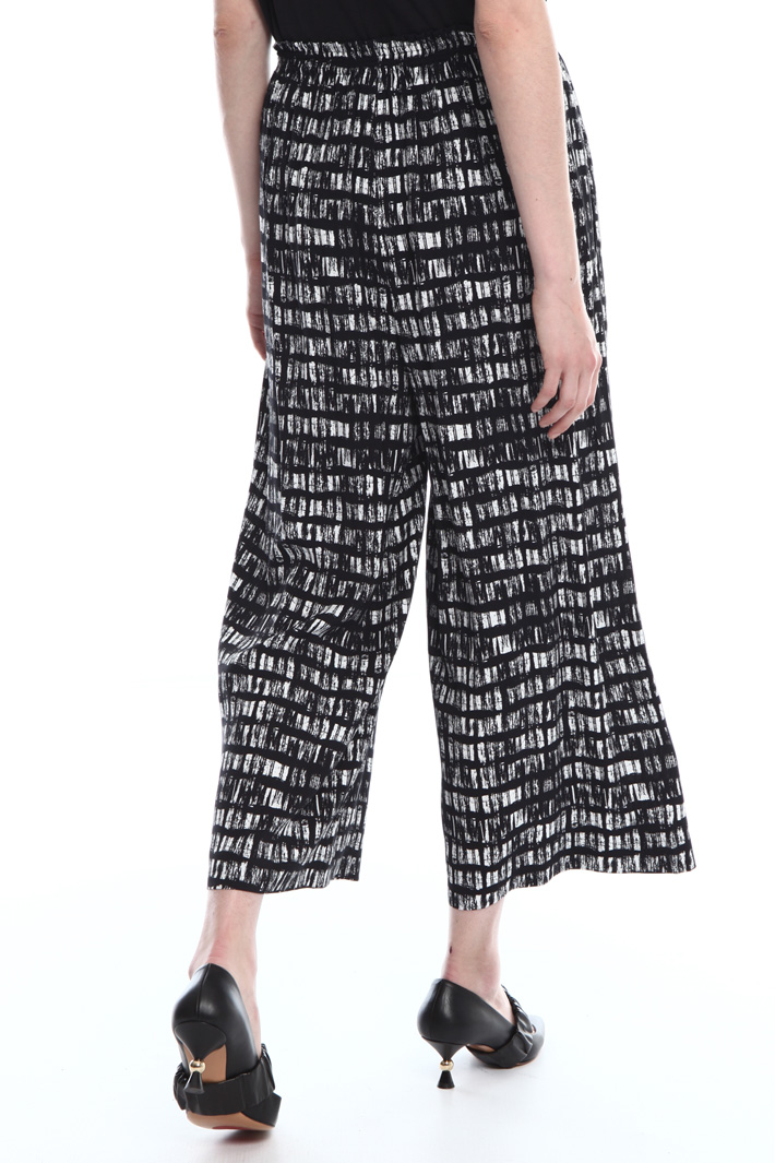 Printed wide-leg trousers Intrend Printed wide-leg trousers Intrend
