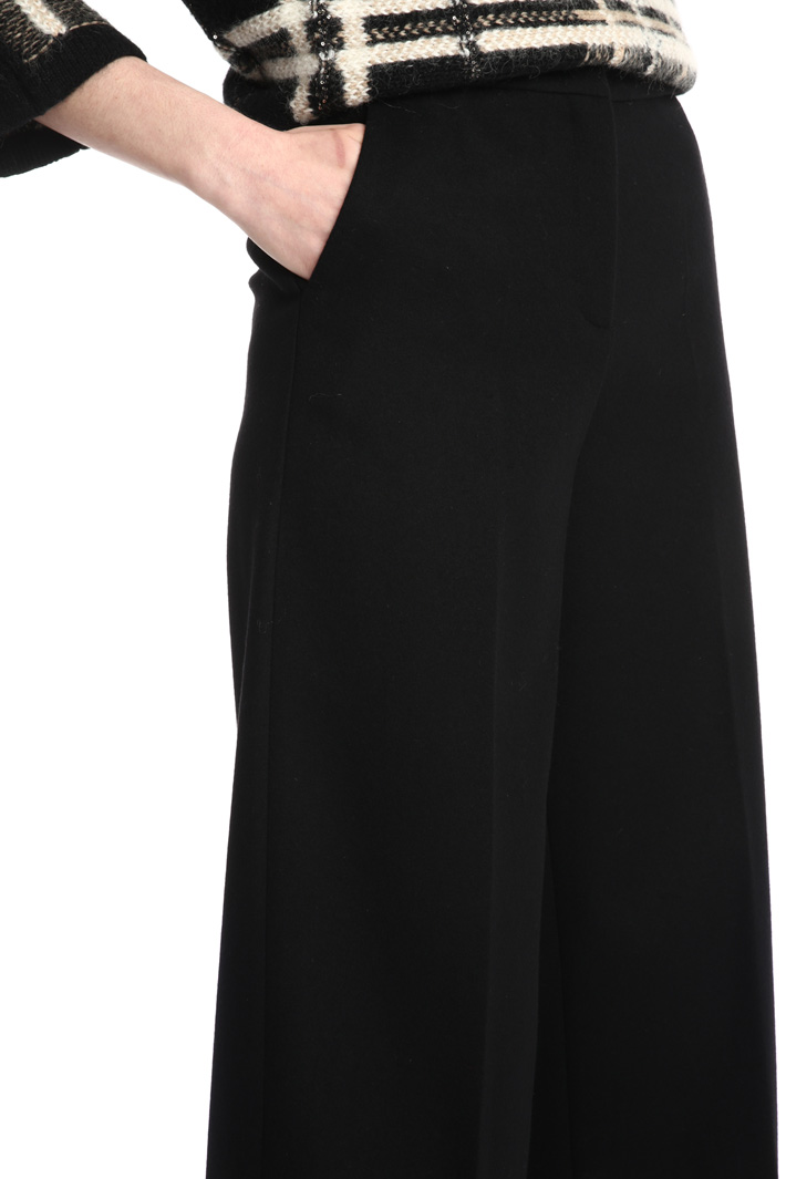 Crop trousers in wool Intrend Crop trousers in wool Intrend