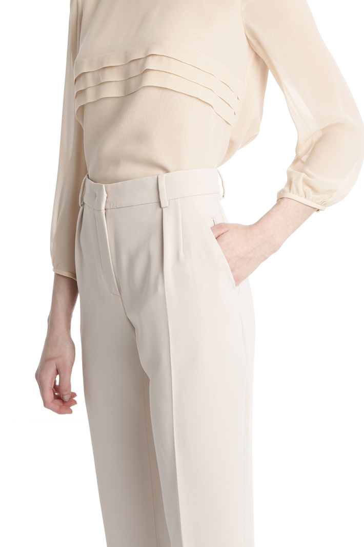 Cigarette trousers in cady Intrend Cigarette trousers in cady Intrend