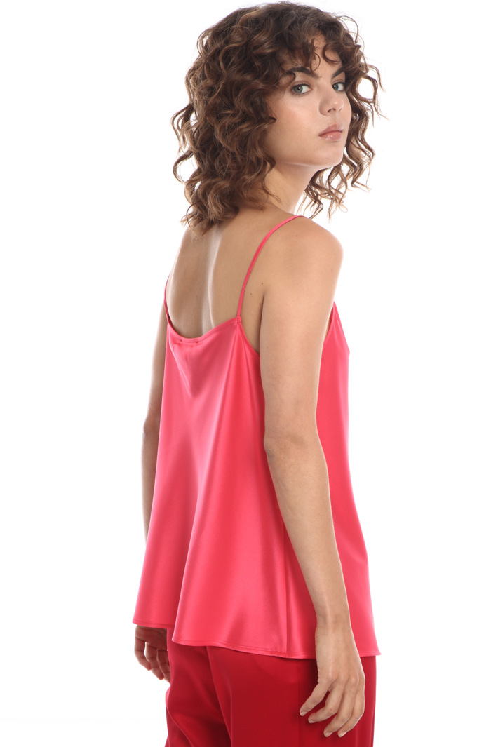 Silk satin top
Intrend Silk satin top
Intrend