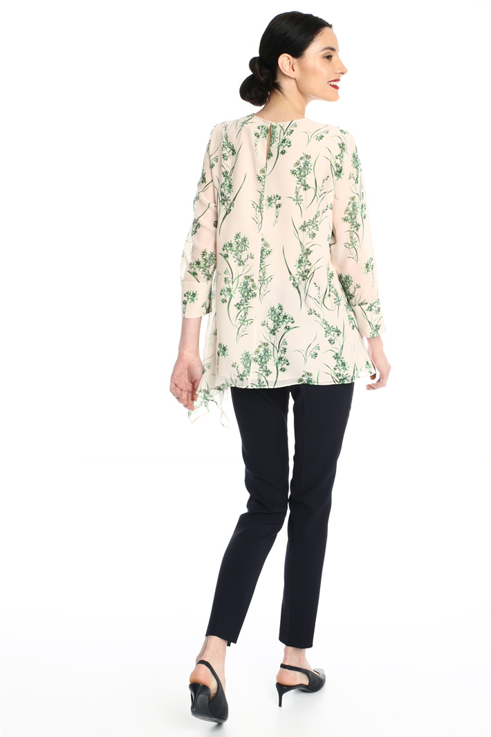 Silk blouse with side flounce Intrend Silk blouse with side flounce Intrend