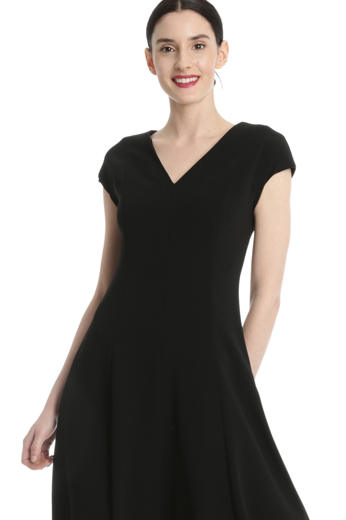 Abito midi in cady Intrend Abito midi in cady Intrend