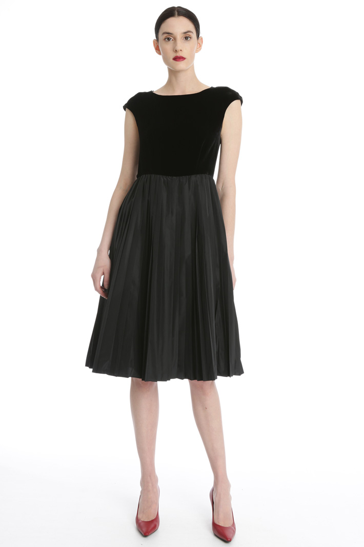 Velvet and taffeta dress Intrend Velvet and taffeta dress Intrend