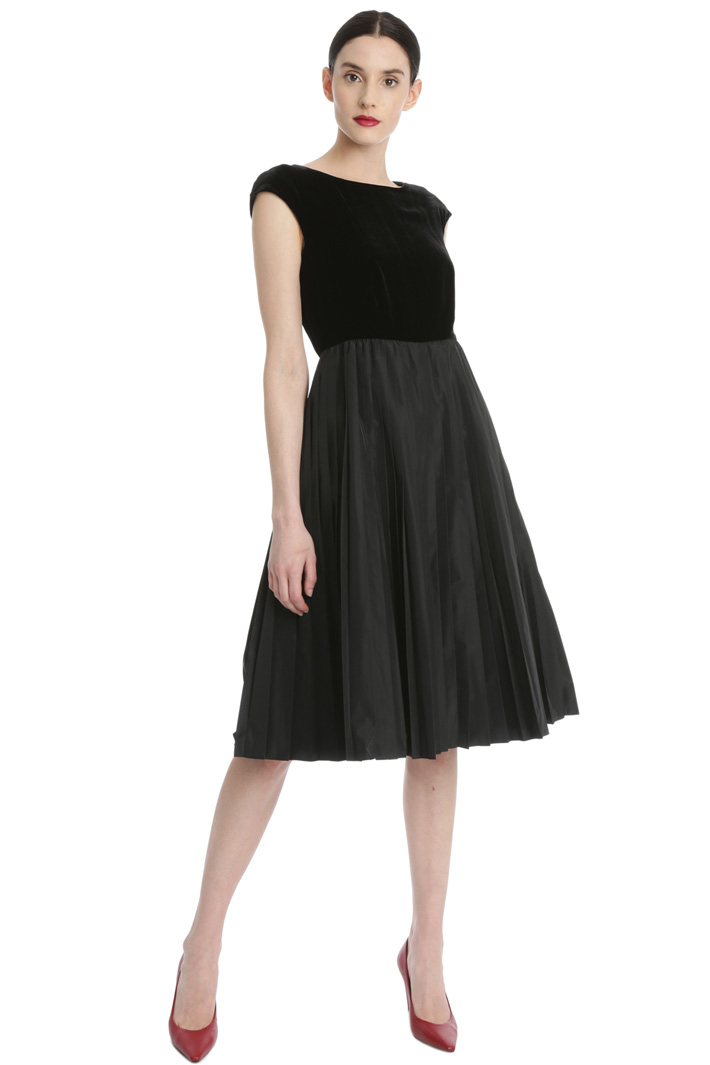 Velvet and taffeta dress Intrend Velvet and taffeta dress Intrend