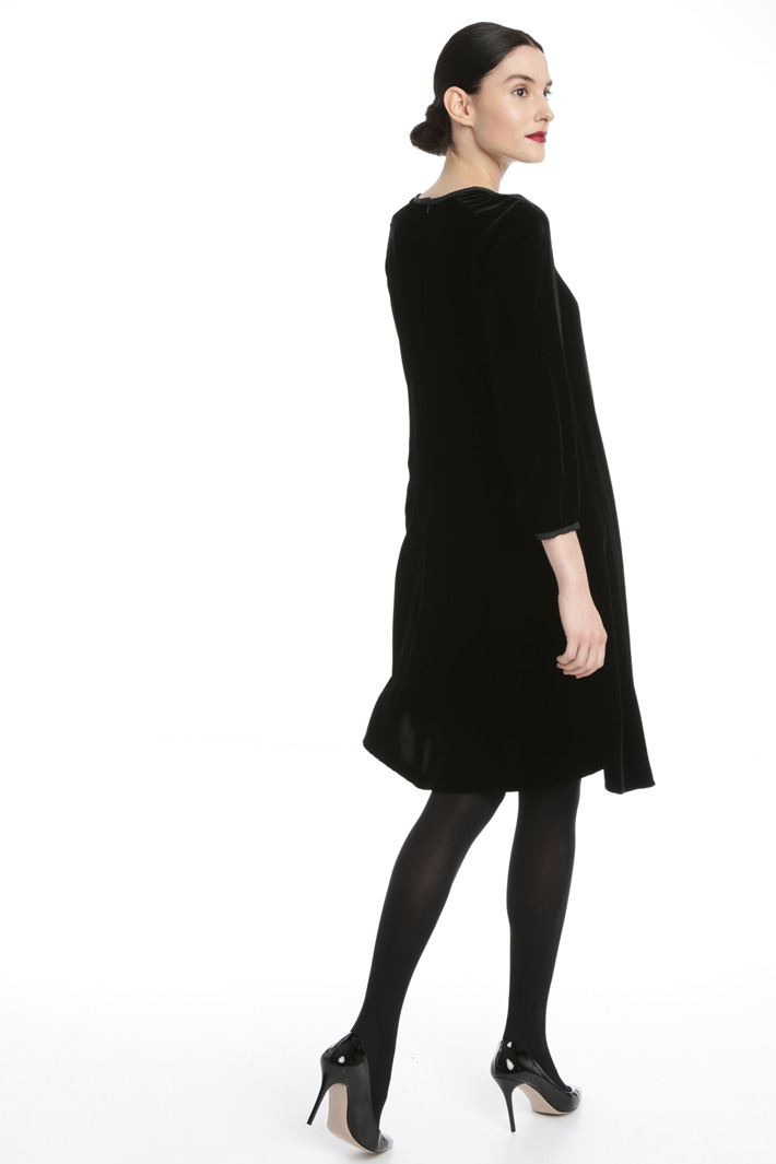 Matt viscose dress Intrend Matt viscose dress Intrend