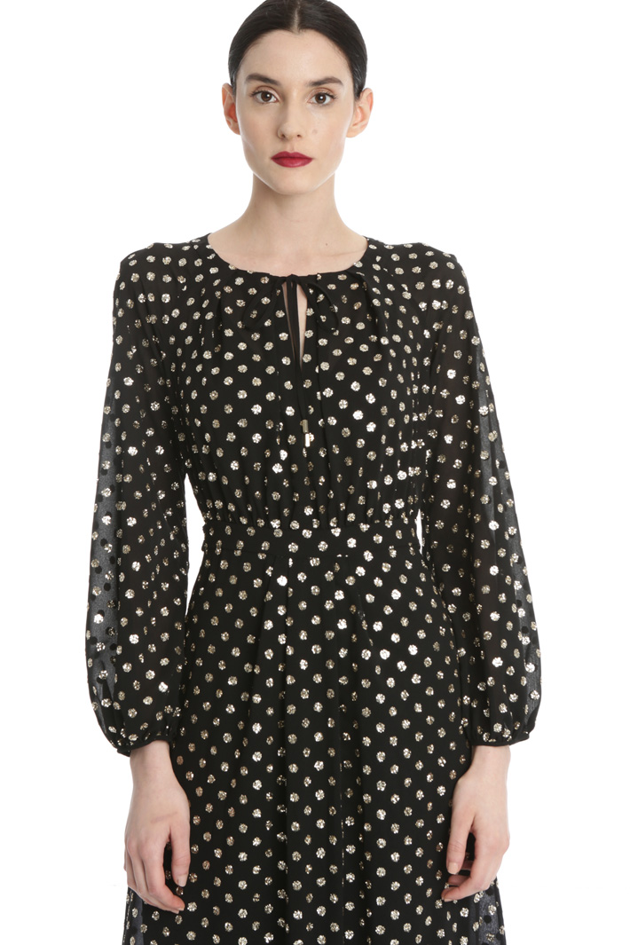 Glitter georgette dress Intrend Glitter georgette dress Intrend