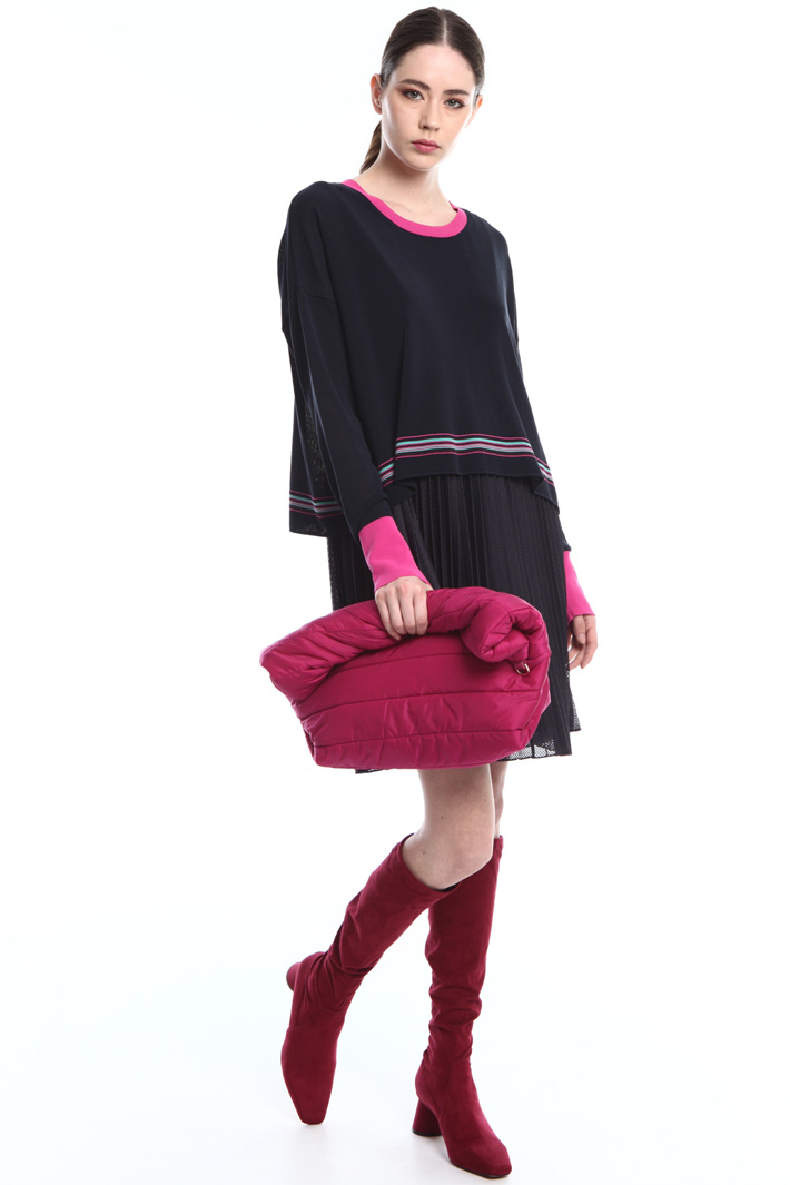 2-in-1 dress and sweater
Intrend 2-in-1 dress and sweater
Intrend