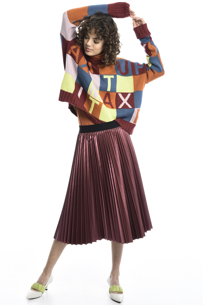 High-neck viscose sweater
Intrend High-neck viscose sweater
Intrend