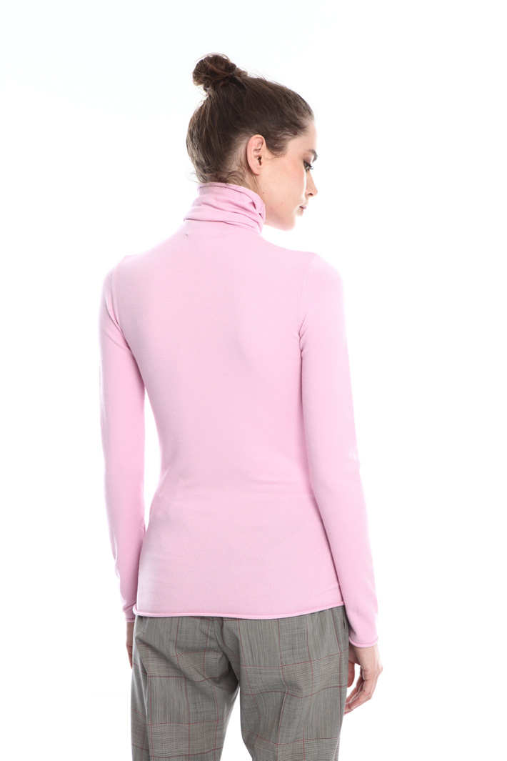 High-neck viscose sweater
Intrend High-neck viscose sweater
Intrend