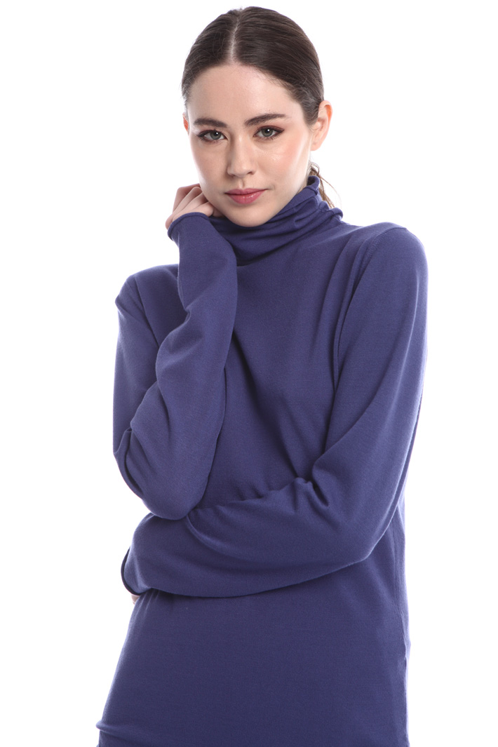 High-neck viscose sweater
Intrend High-neck viscose sweater
Intrend