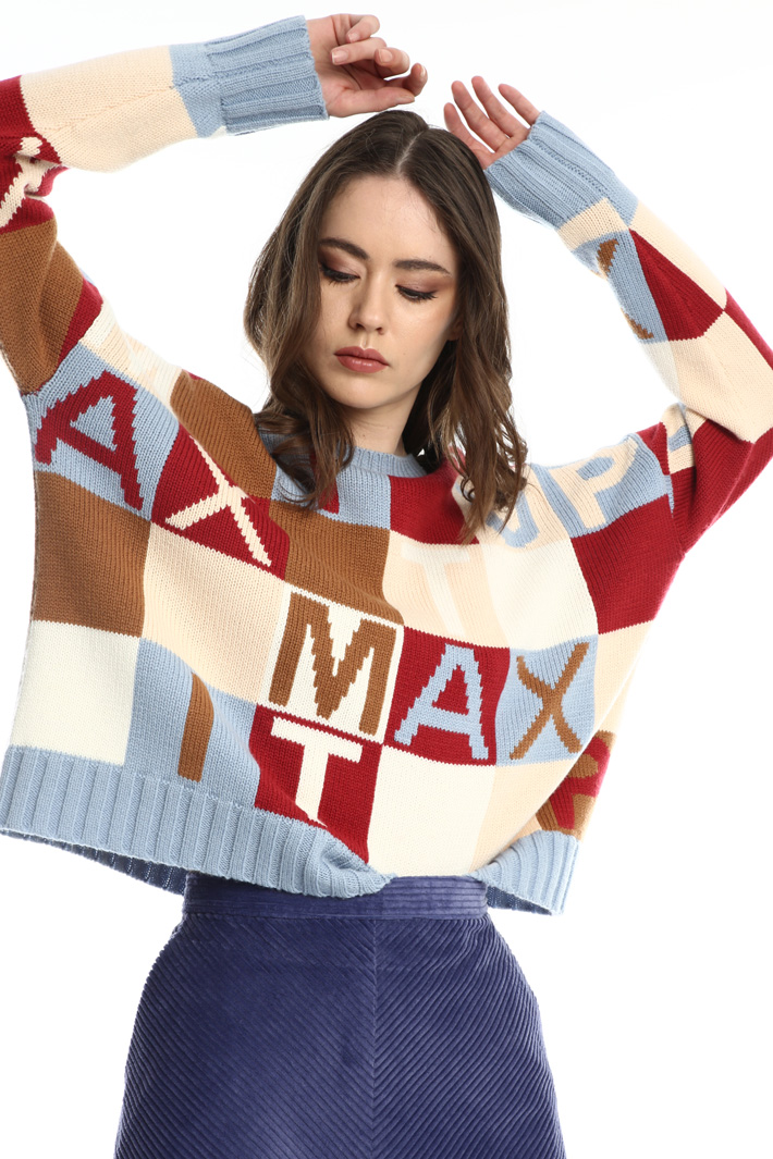 Jumper with colored lettering Intrend Jumper with colored lettering Intrend