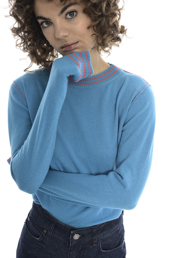 Two tone sweater Intrend Two tone sweater Intrend