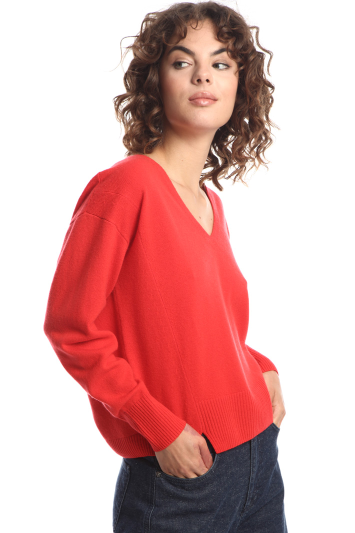 V-neck cashmere blend sweater Intrend V-neck cashmere blend sweater Intrend