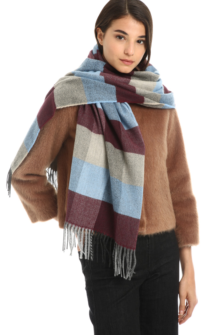 Fringed scarf Intrend Fringed scarf Intrend