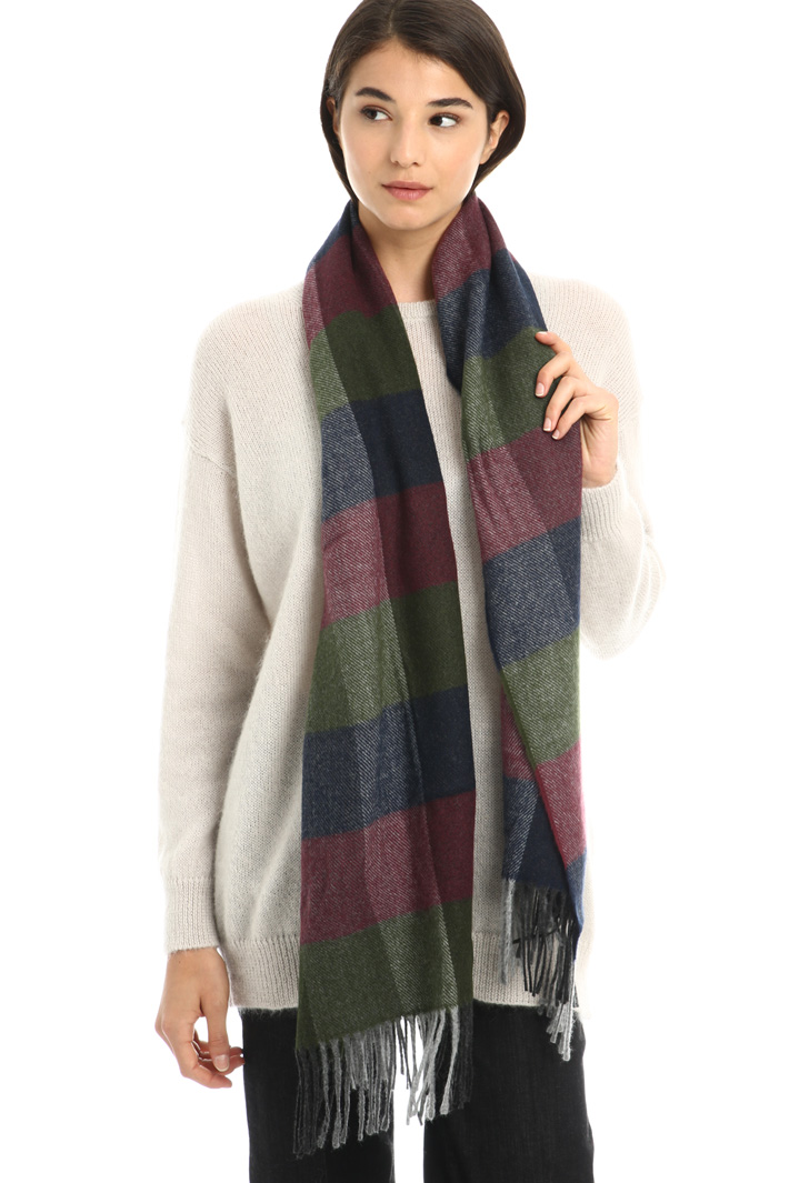 Fringed scarf Intrend Fringed scarf Intrend